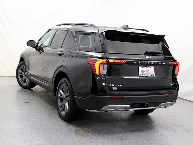 New 2026 Ford Explorer Active image 8