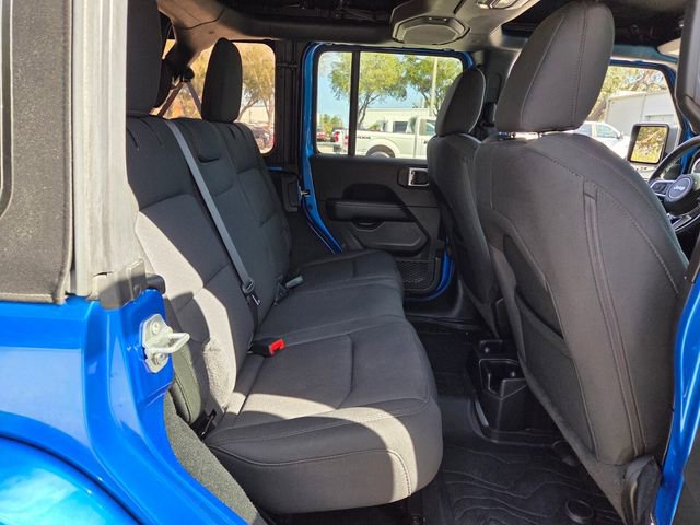 Used 2021 Jeep Wrangler Unlimited Sahara image 23