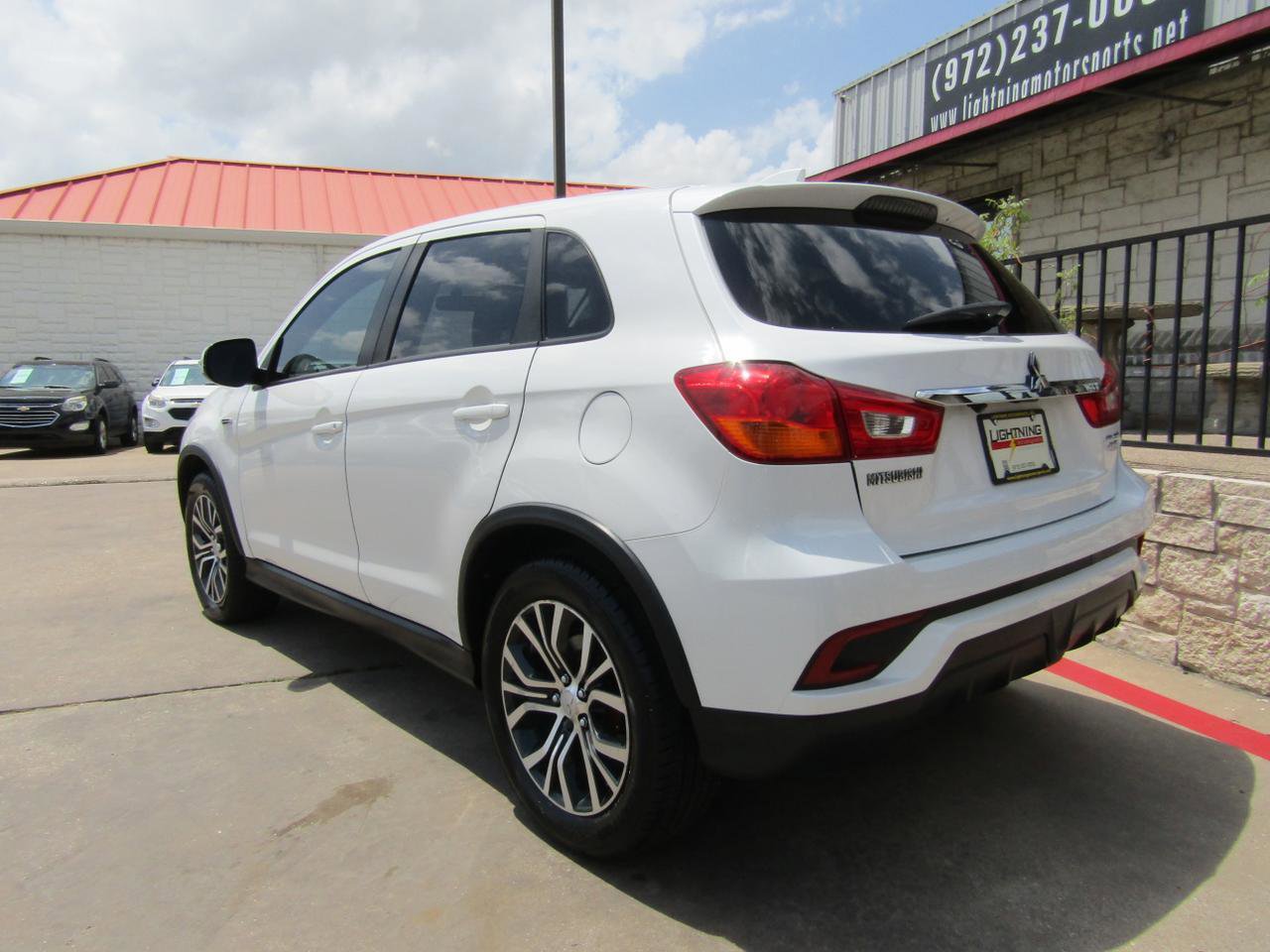 Used 2018 Mitsubishi Outlander Sport ES FWD image 3