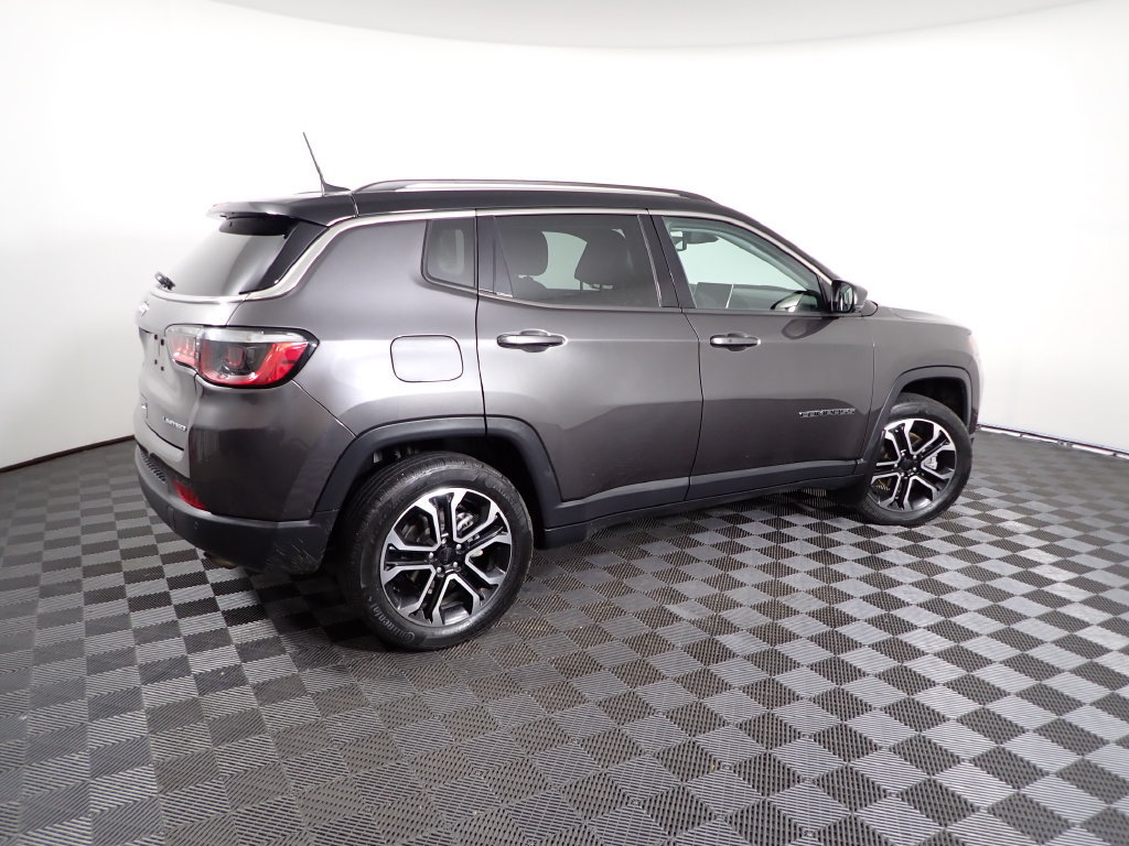 Used 2022 Jeep Compass Limited AWD/4WD image 16