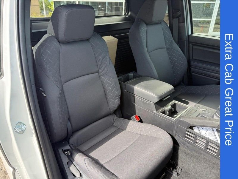 New 2026 Toyota Tacoma SR5 RWD image 4