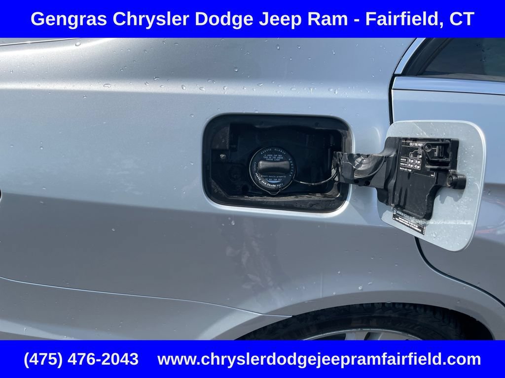 Used 2013 Mercedes-Benz E 350 4MATIC Sedan image 28