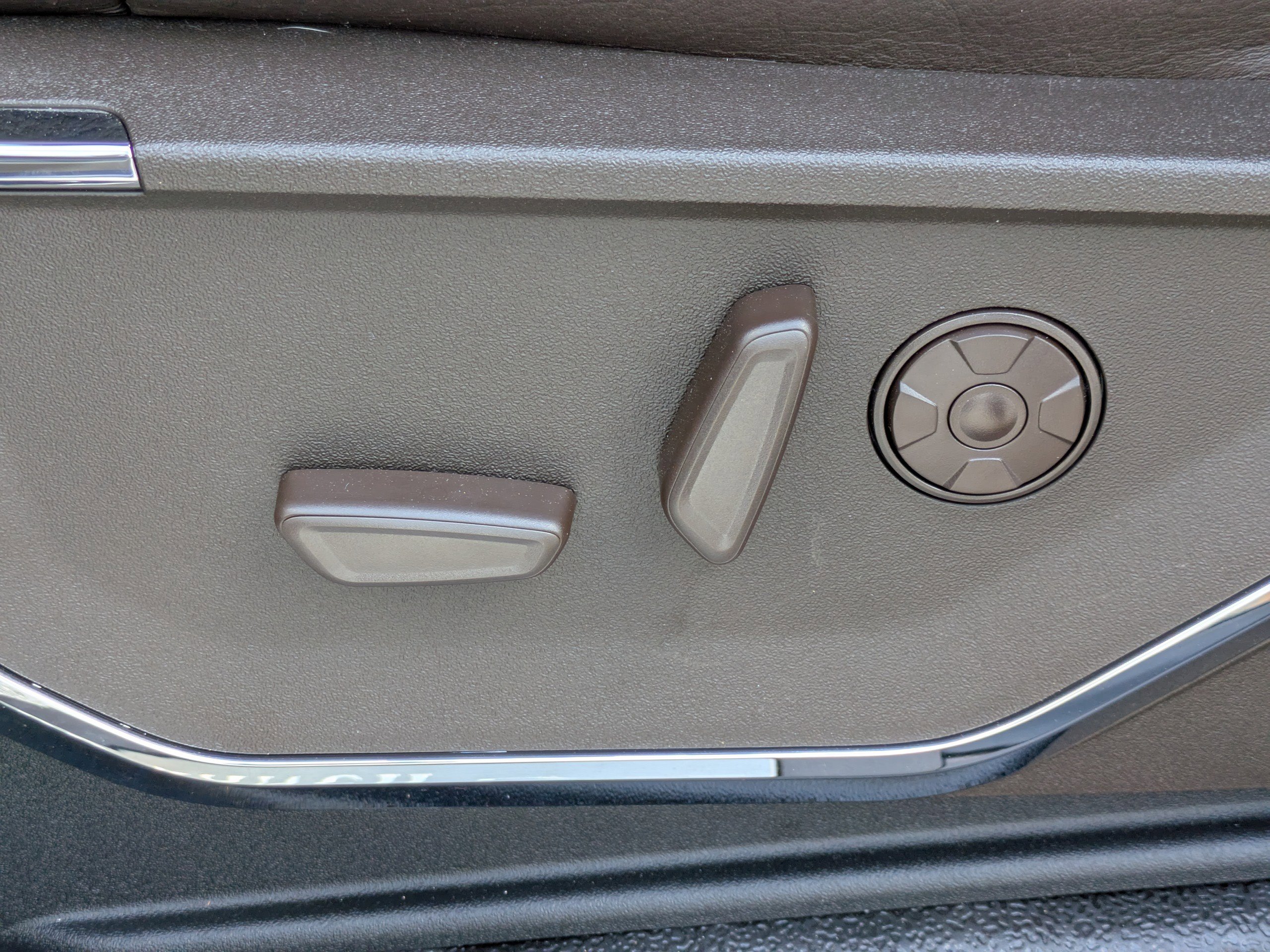 Certified 2026 Ford F450 King Ranch w/ Chrome Package image 19