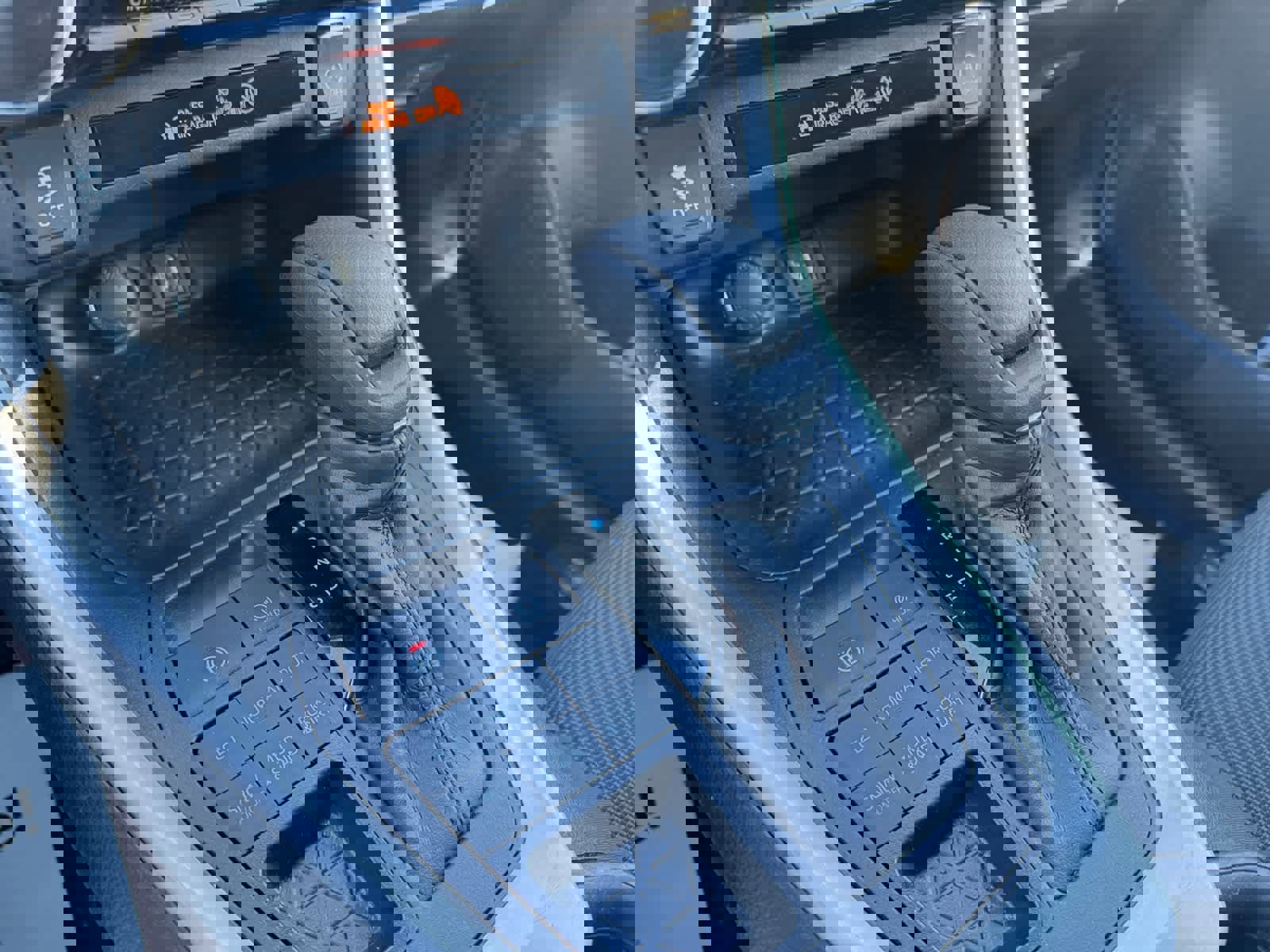 Used 2024 Toyota RAV4 LE image 6