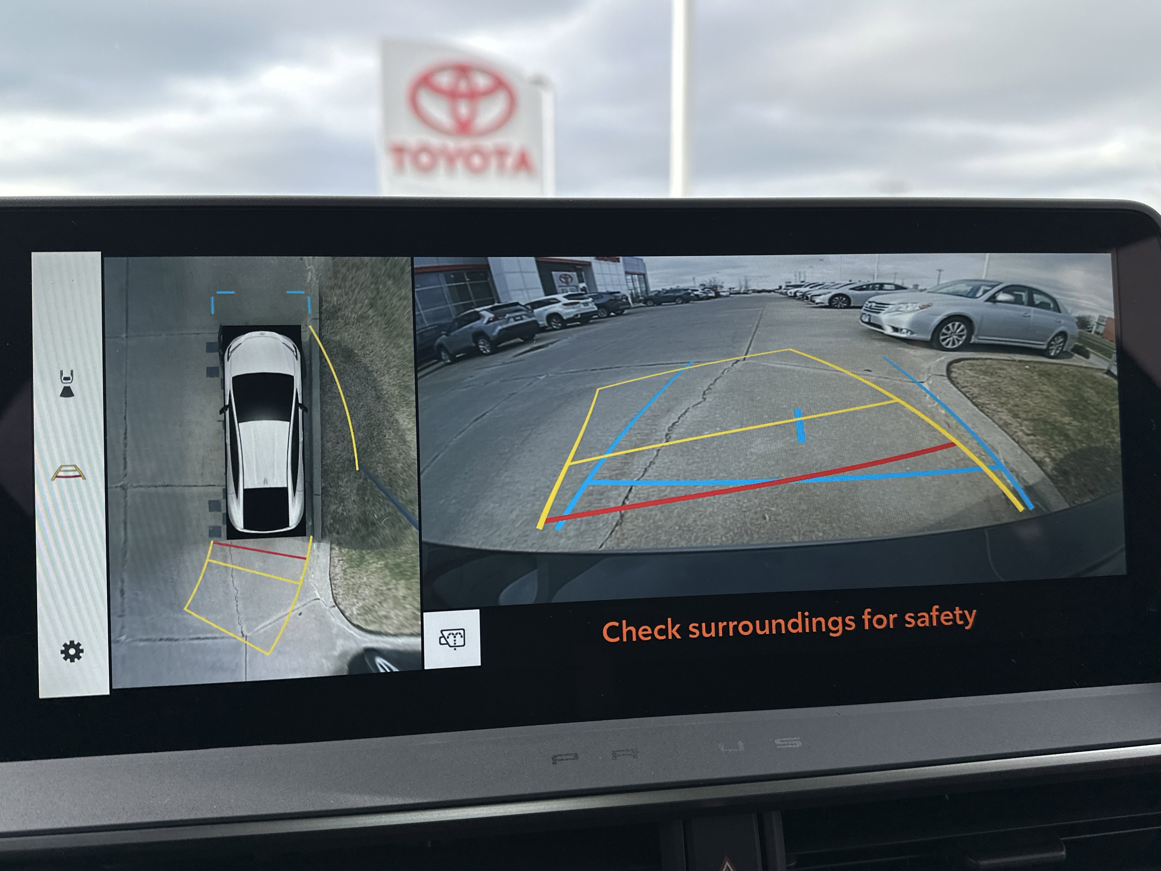 New 2026 Toyota Prius Plug-In Hybrid w/ Limited Premium Package image 22