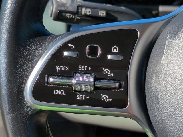 Used 2022 Mercedes-Benz GLA 250 4MATIC image 19