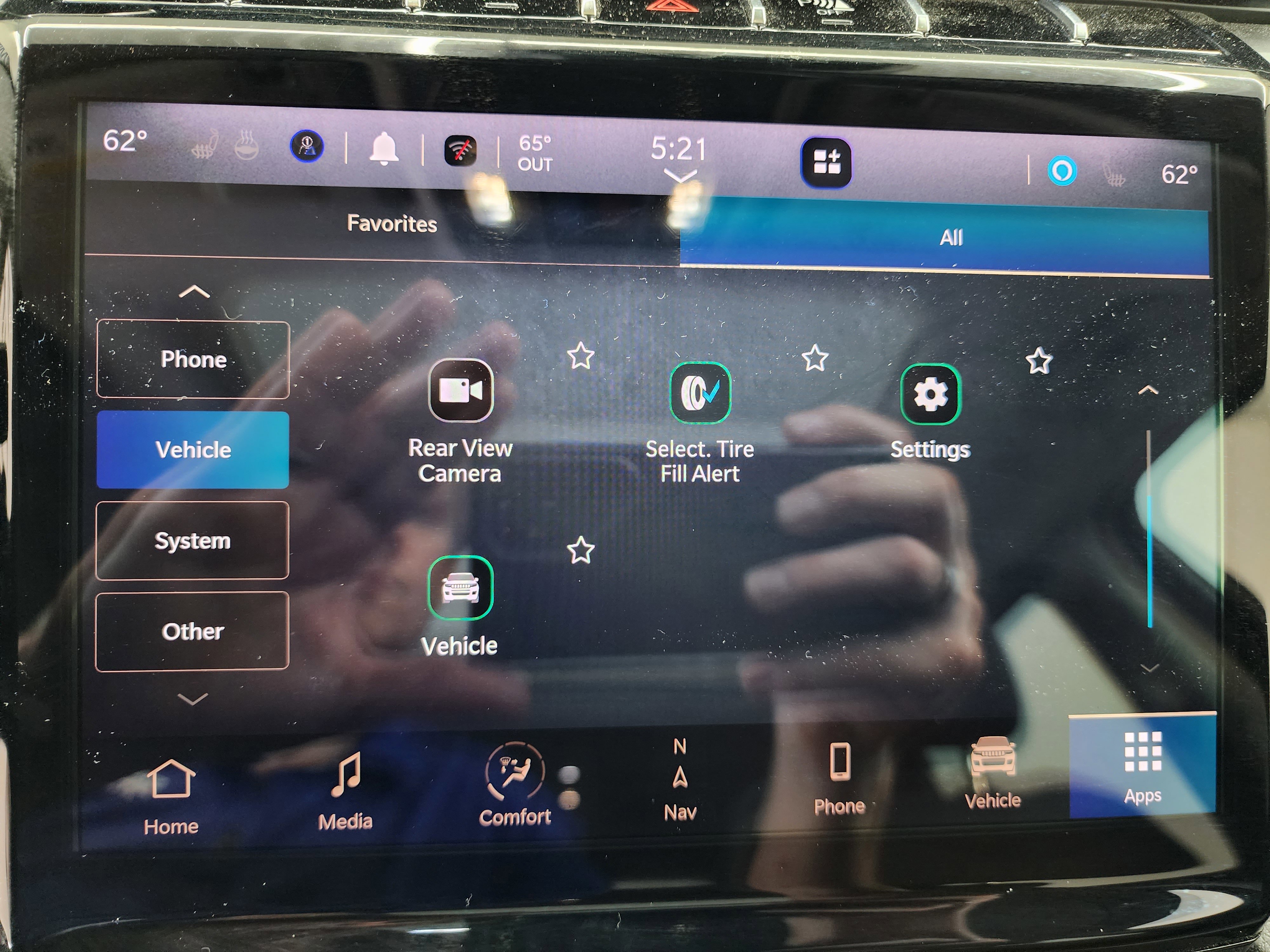 Used 2023 Jeep Grand Cherokee Limited w/ Black Appearance Package image 59