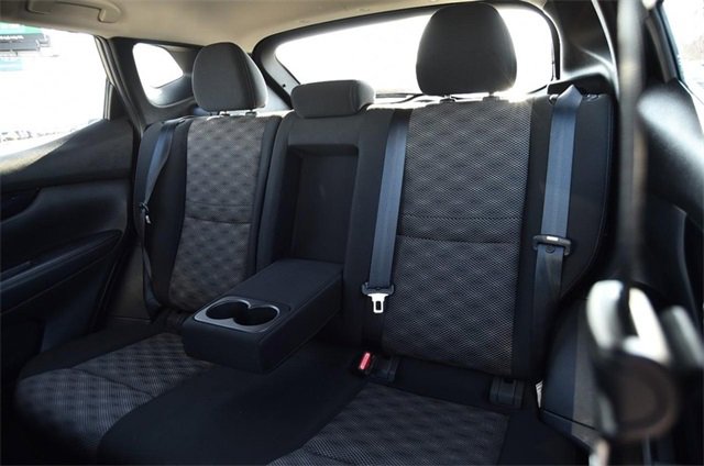 Used 2018 Nissan Rogue Sport SV w/ SV Technology Package image 25