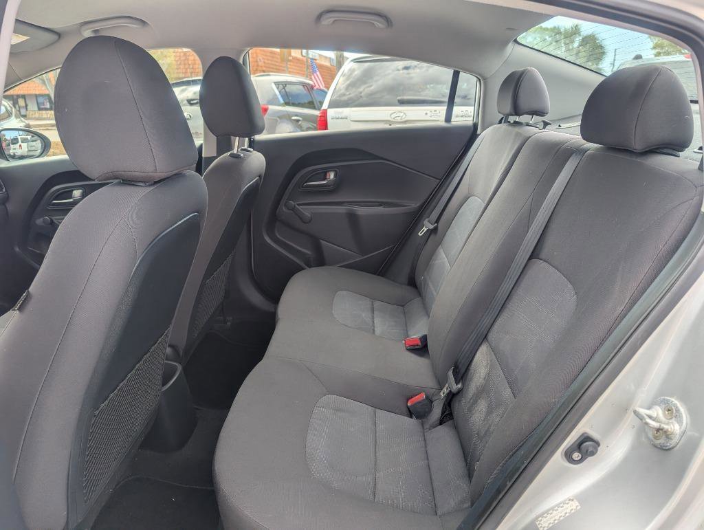 Used 2016 Kia Rio LX image 10
