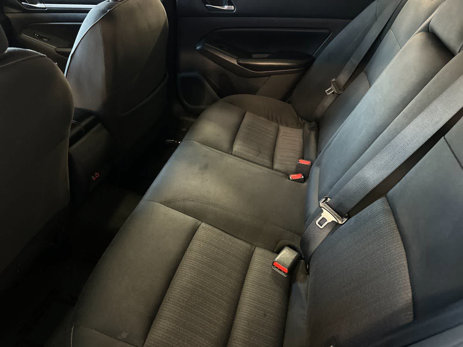 Used 2022 Nissan Altima 2.5 SV FWD image 5