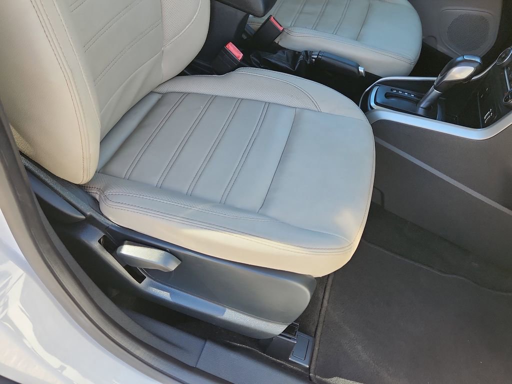 Used 2018 Ford EcoSport Titanium image 15