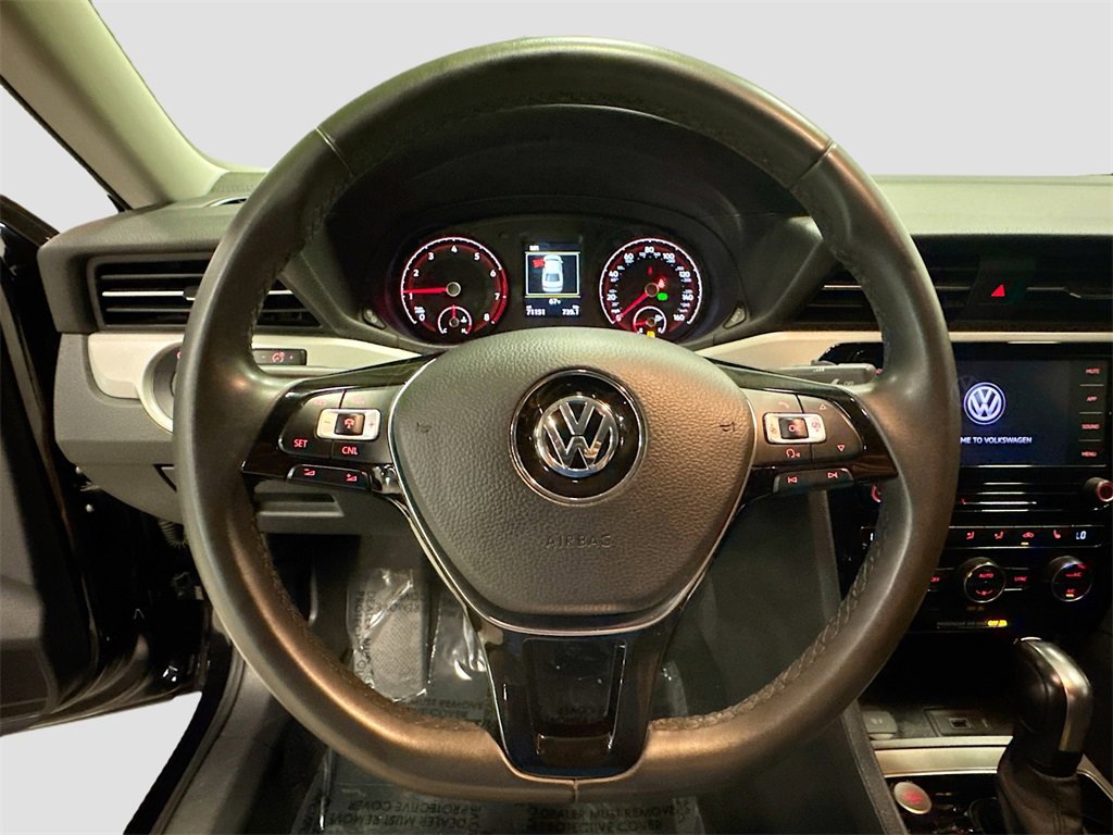 Used 2021 Volkswagen Passat 2.0T SE image 10
