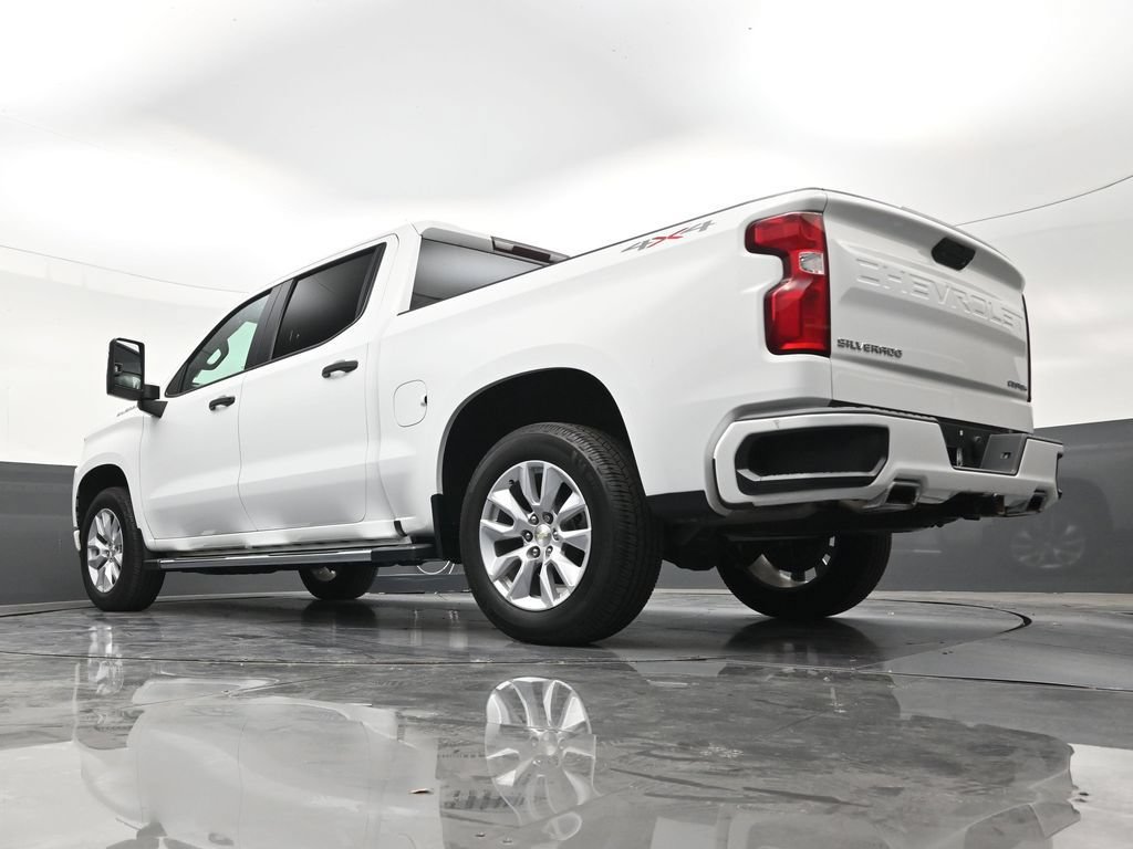 Used 2021 Chevrolet Silverado 1500 Custom w/ Custom Max Trailering Package AWD/4WD image 22