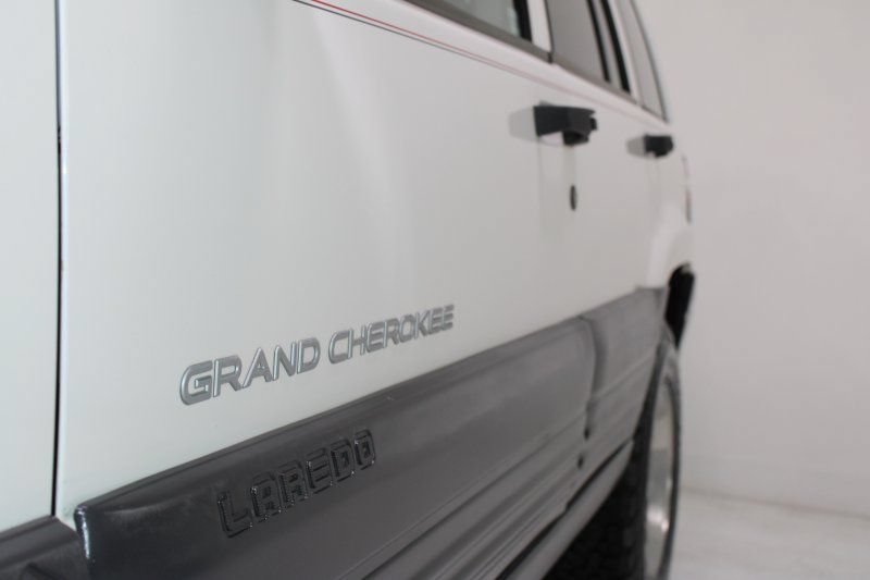 Used 1997 Jeep Grand Cherokee Laredo AWD/4WD image 18