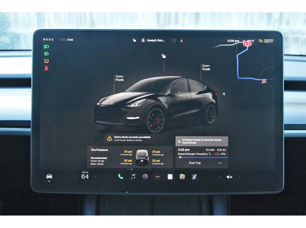 Used 2023 Tesla Model Y Performance image 21