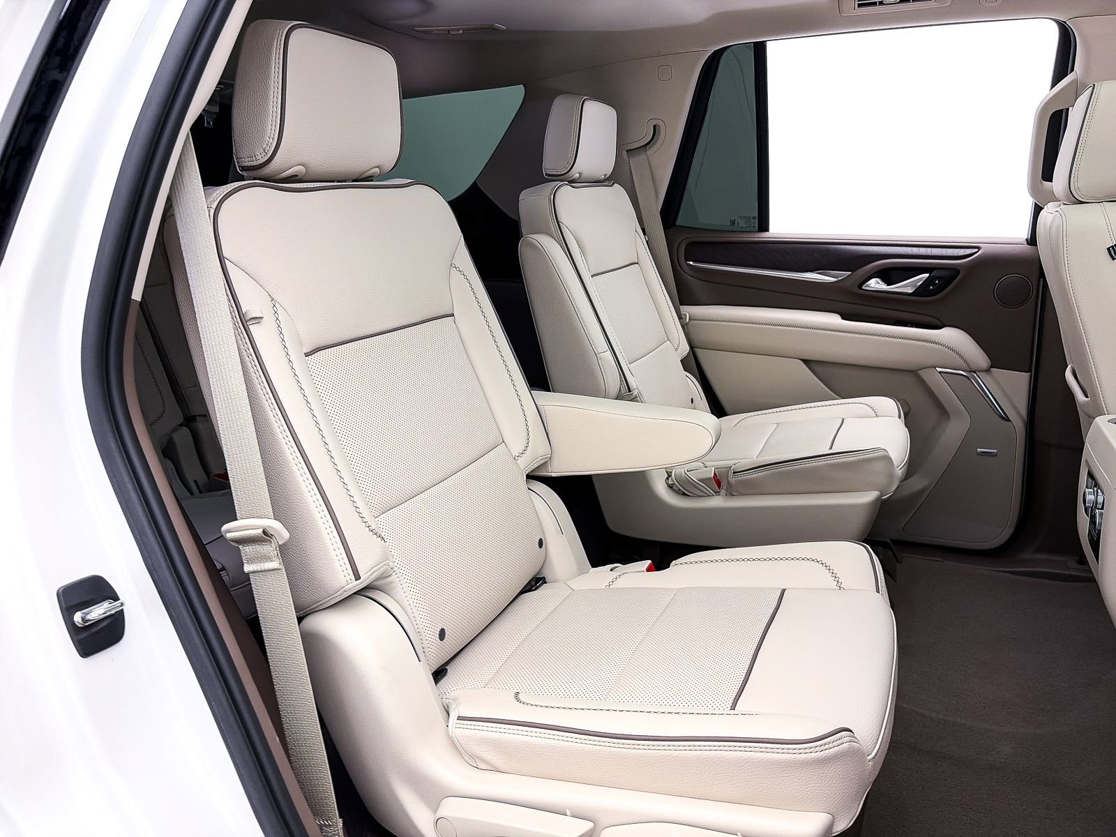 Used 2024 GMC Yukon Denali w/ Max Trailering Package image 39