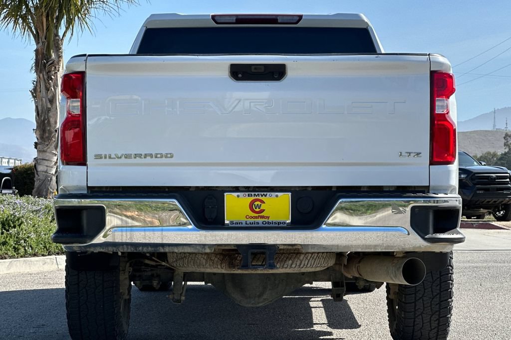Used 2020 Chevrolet Silverado 2500 LTZ AWD/4WD image 4