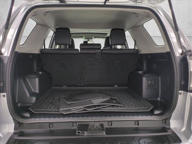 Used 2016 Toyota 4Runner Limited AWD/4WD image 6