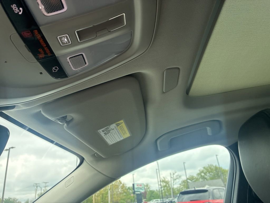 Used 2023 Volvo XC60 B5 Core w/ Climate Package AWD/4WD image 12