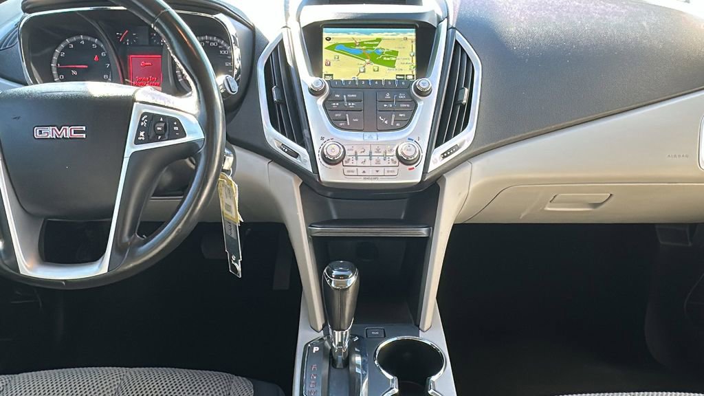 Used 2017 GMC Terrain SLE w/ Technology Package image 11