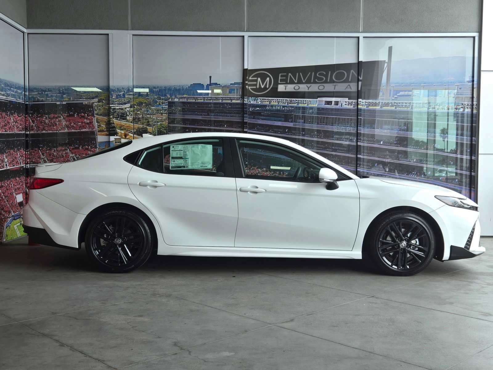 Certified 2026 Toyota Camry SE w/ Convenience Package FWD image 4