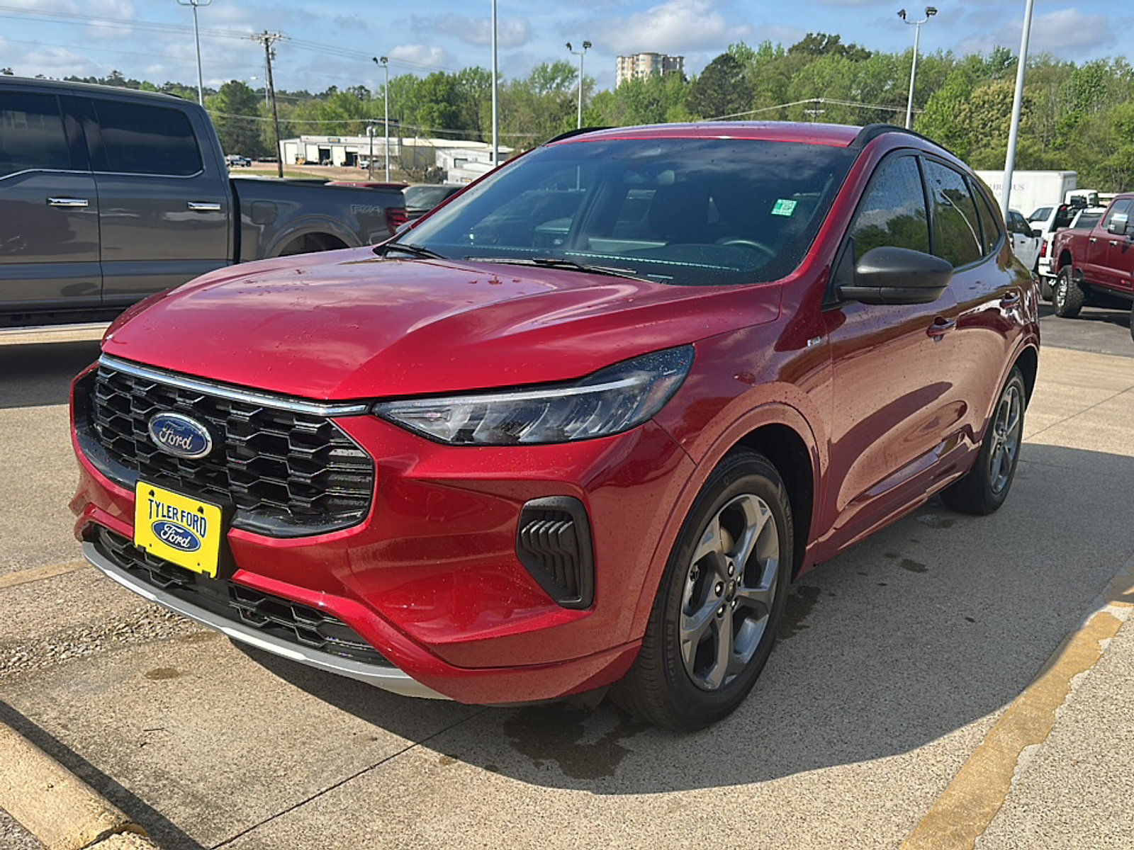 Used 2023 Ford Escape ST-Line w/ Tech Pack #1 image 3