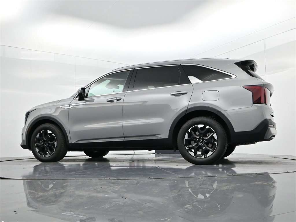 New 2025 Kia Sorento S image 37