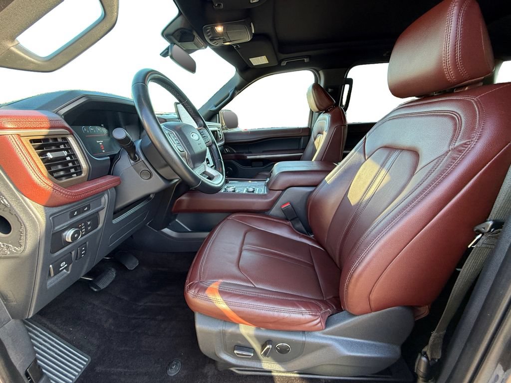 Used 2022 Ford Expedition Limited AWD/4WD image 9