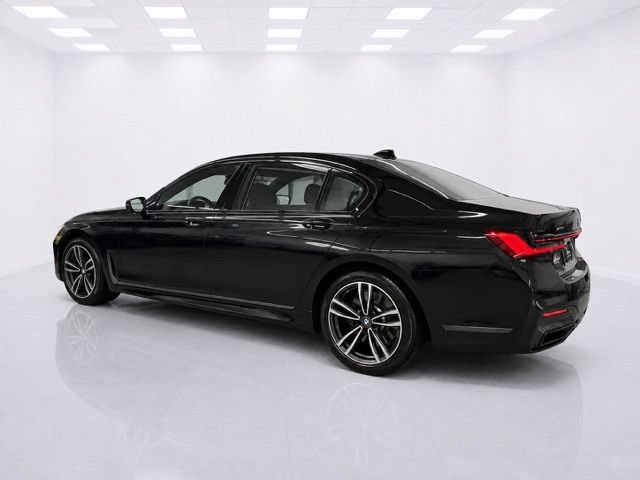 Used 2022 BMW 750i xDrive w/ Executive Package AWD/4WD image 13