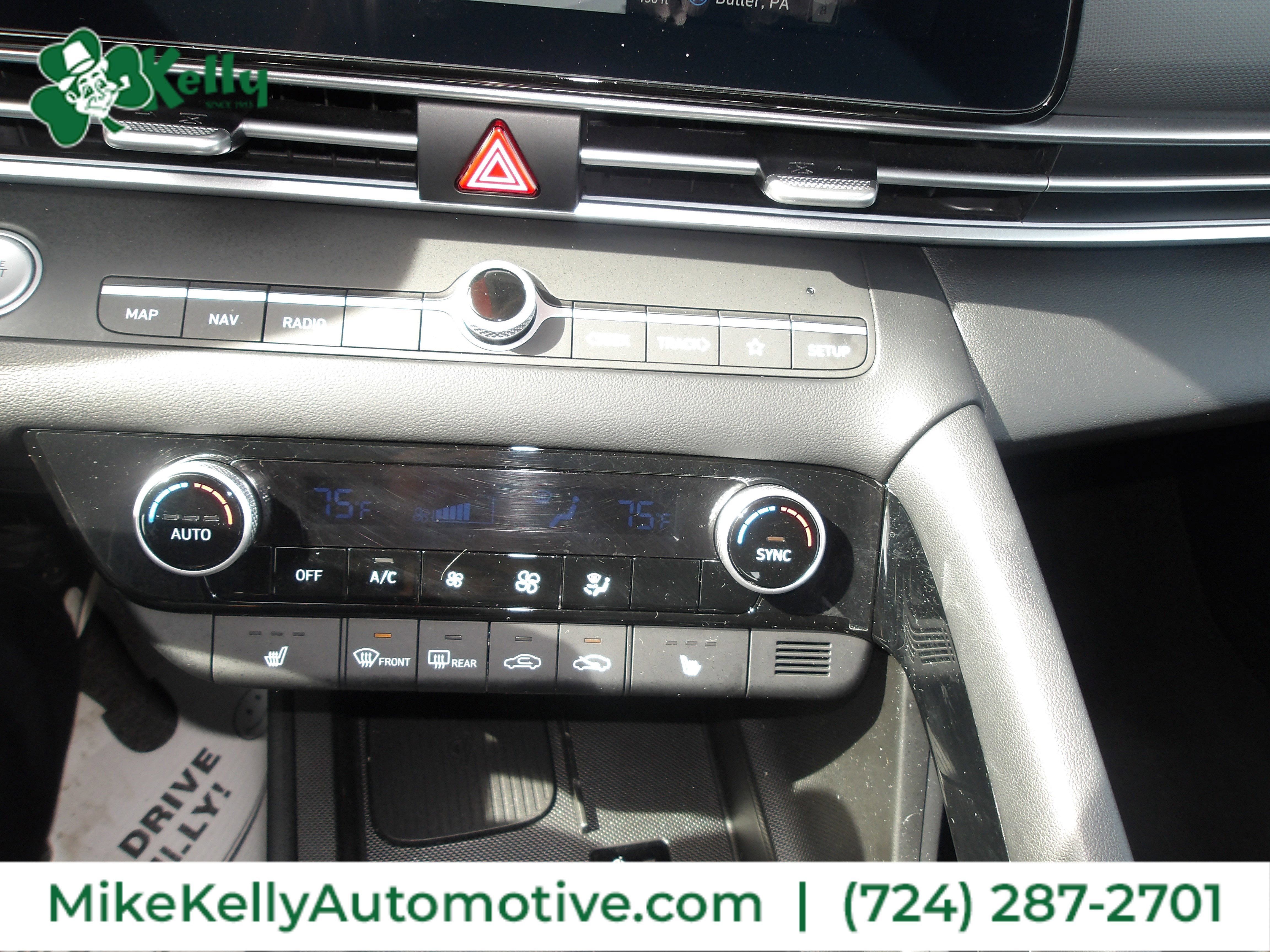 Used 2024 Hyundai Elantra SEL w/ Convenience Package FWD image 29