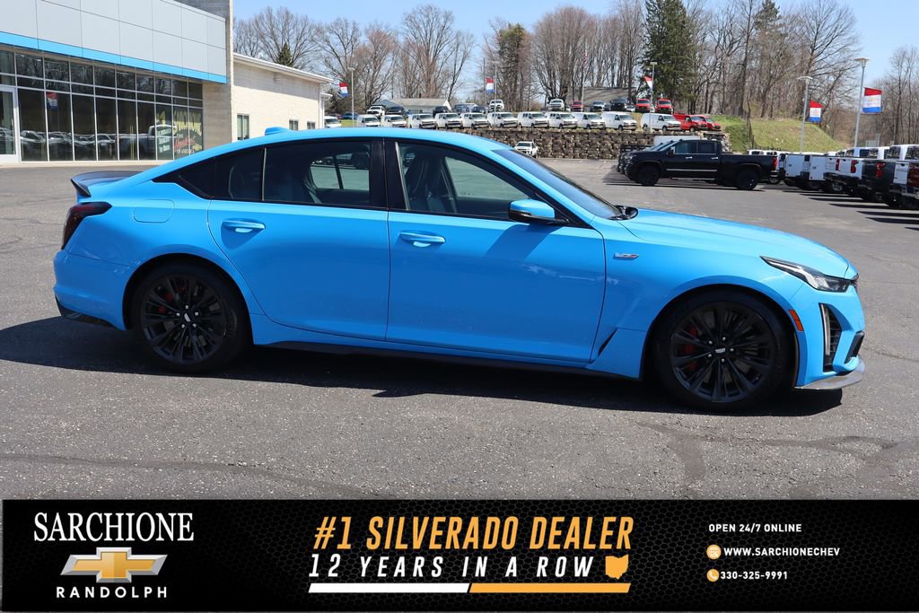 Used 2022 Cadillac CT5 V Blackwing w/ Carbon Fiber Package 2 RWD image 1