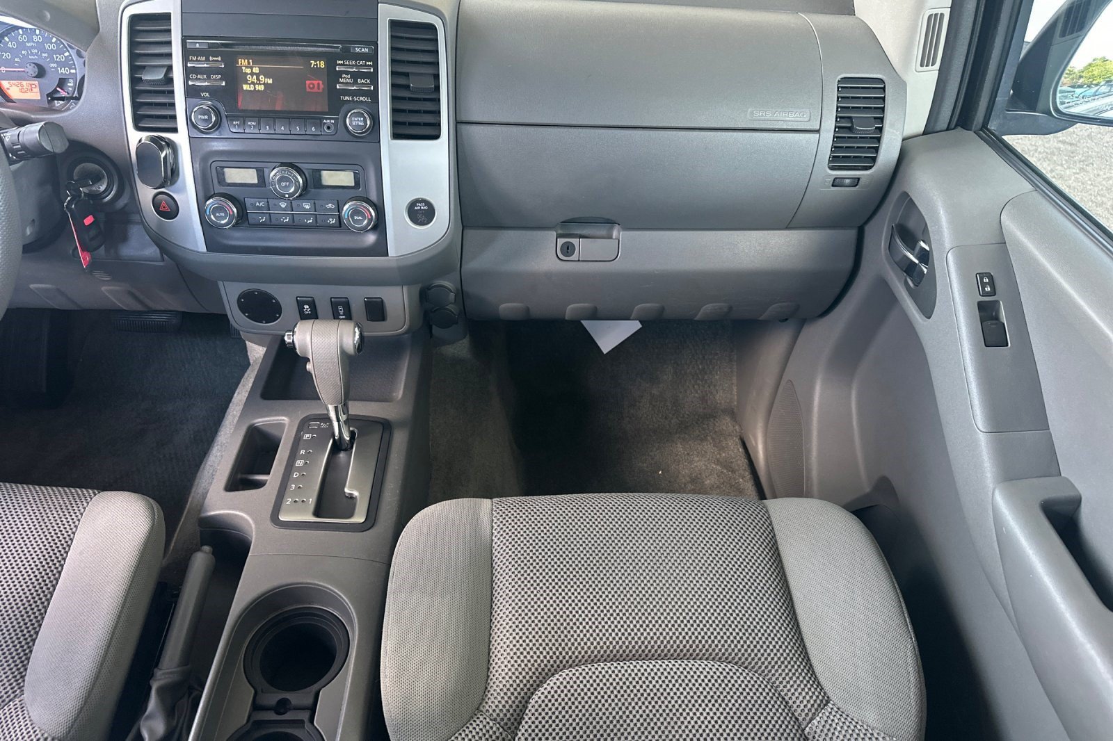 Used 2013 Nissan Frontier SV w/ SV Value Truck Pkg RWD image 30