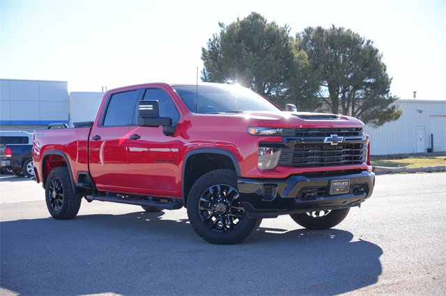 Used 2025 Chevrolet Silverado 2500 Custom w/ Custom Convenience Package image 1