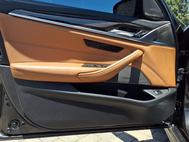 Used 2018 BMW 540i RWD image 20