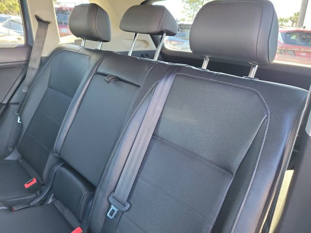 Used 2020 Volkswagen Tiguan SEL image 8