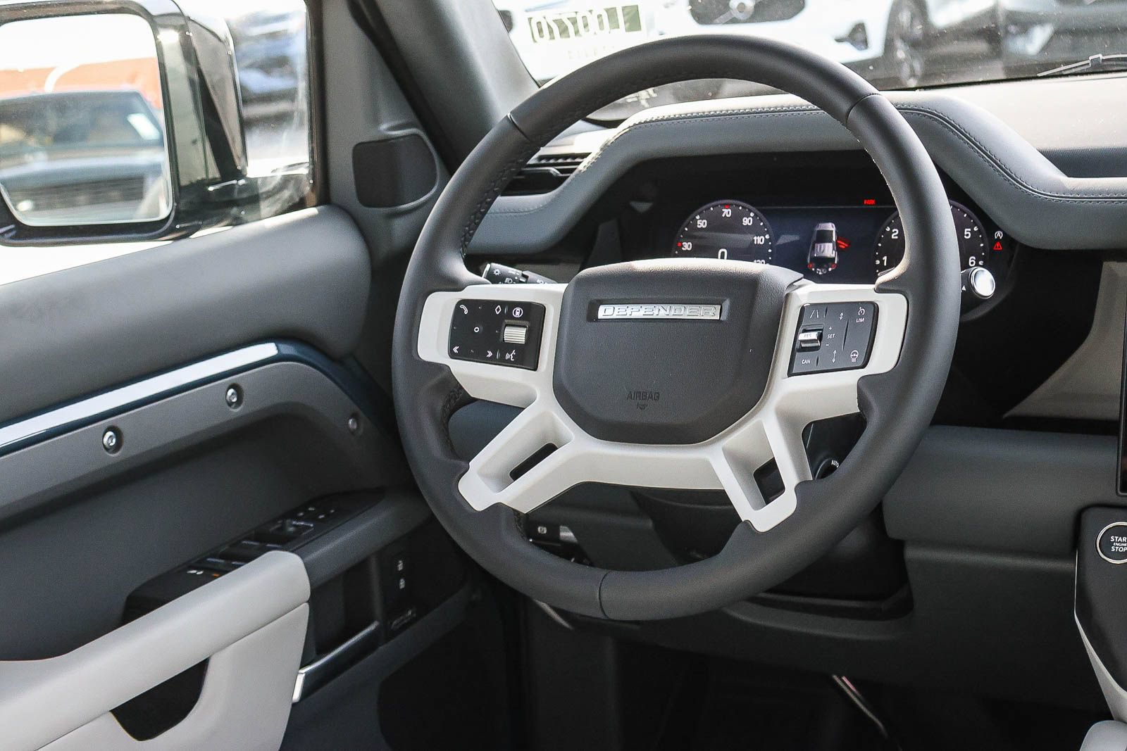 New 2026 Land Rover Defender 110 X-Dynamic SE AWD/4WD image 26