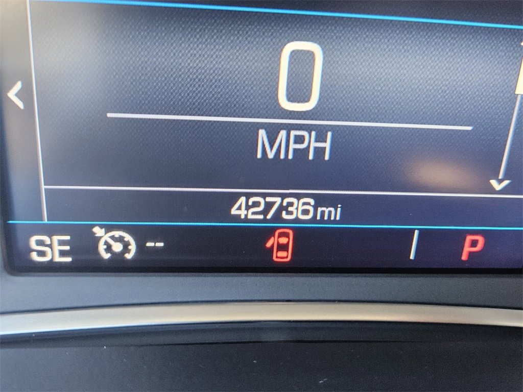 Certified 2023 GMC Acadia SLE w/ Driver Convenience Package image 29