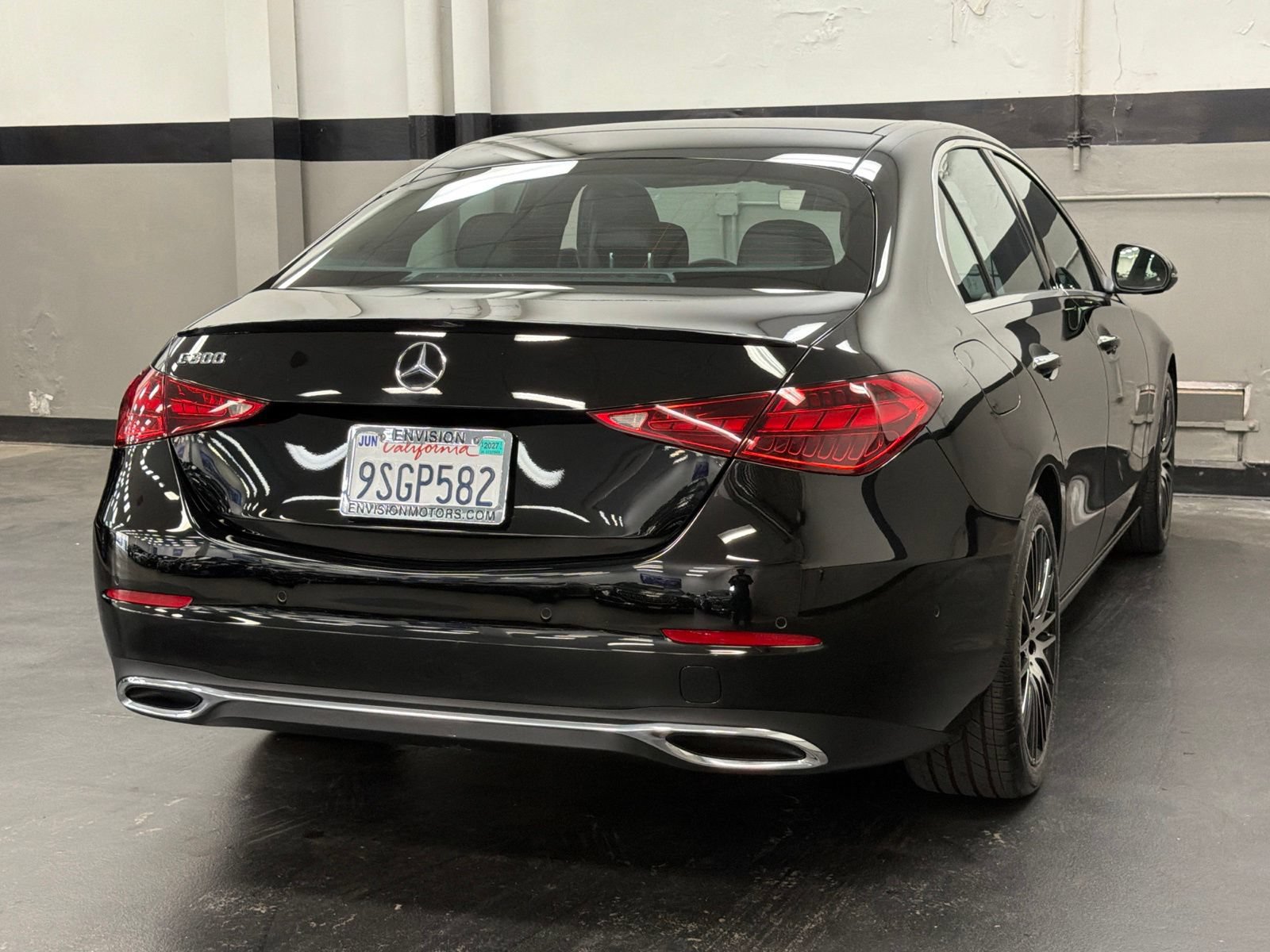 Used 2025 Mercedes-Benz C 300 Sedan image 12