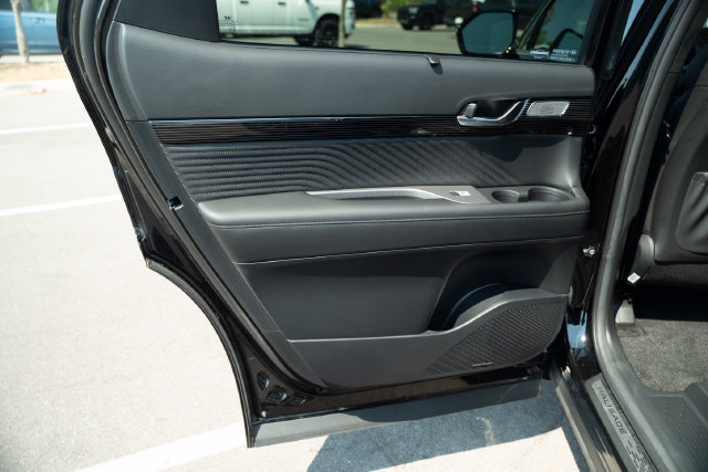 Used 2024 Hyundai Palisade Calligraphy AWD/4WD image 16
