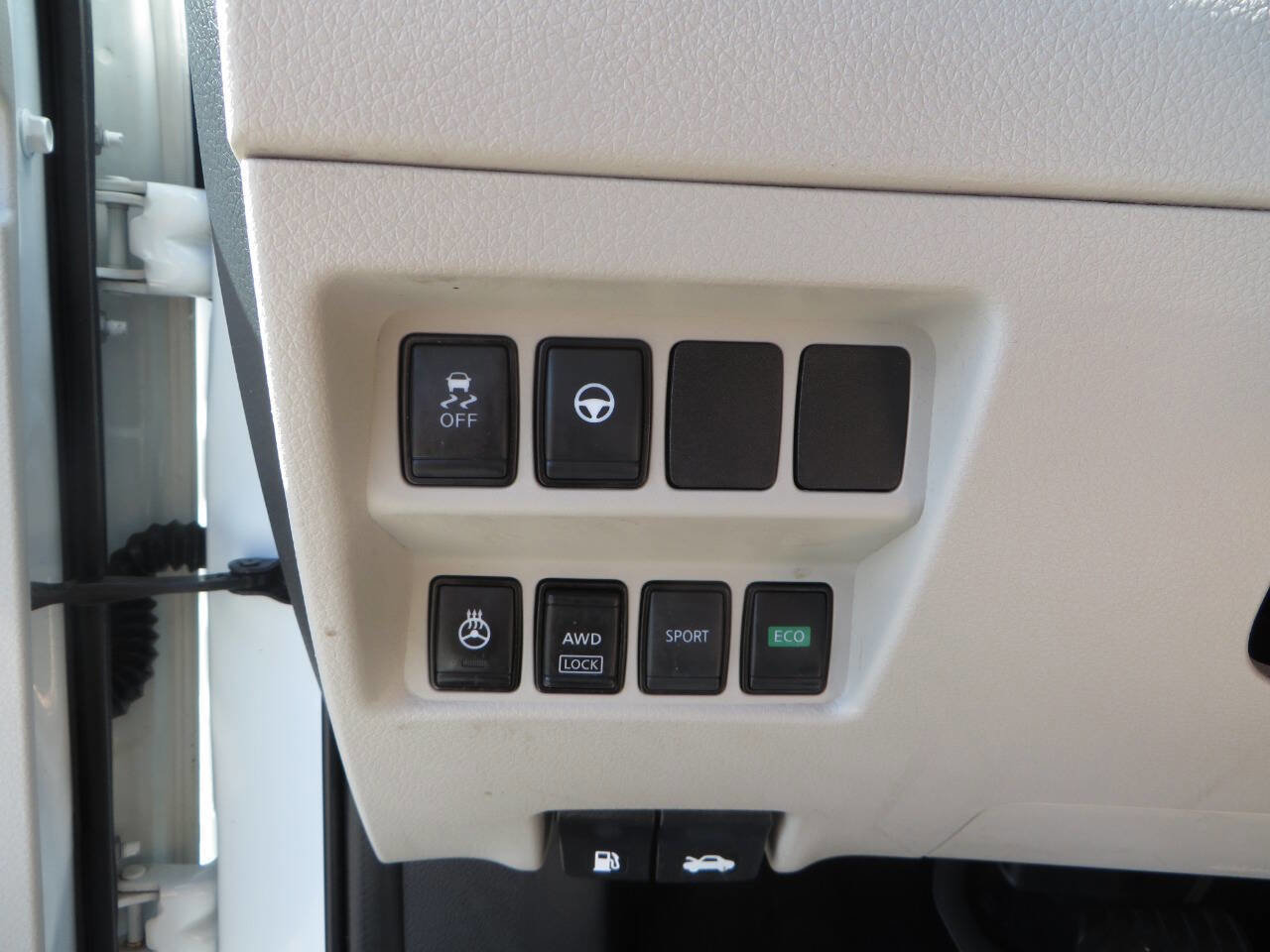 Used 2022 Nissan Rogue Sport SL w/ Premium Package image 16