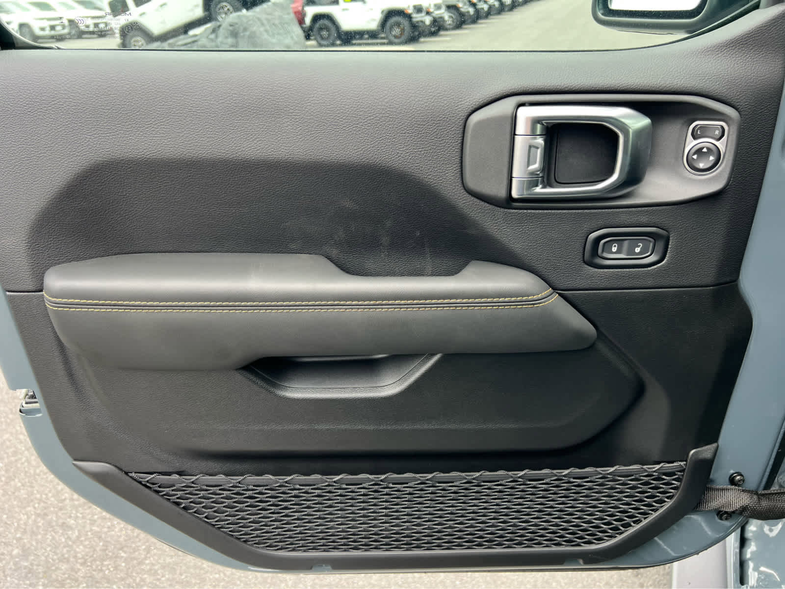 New 2025 Jeep Wrangler Unlimited Rubicon 392 image 16