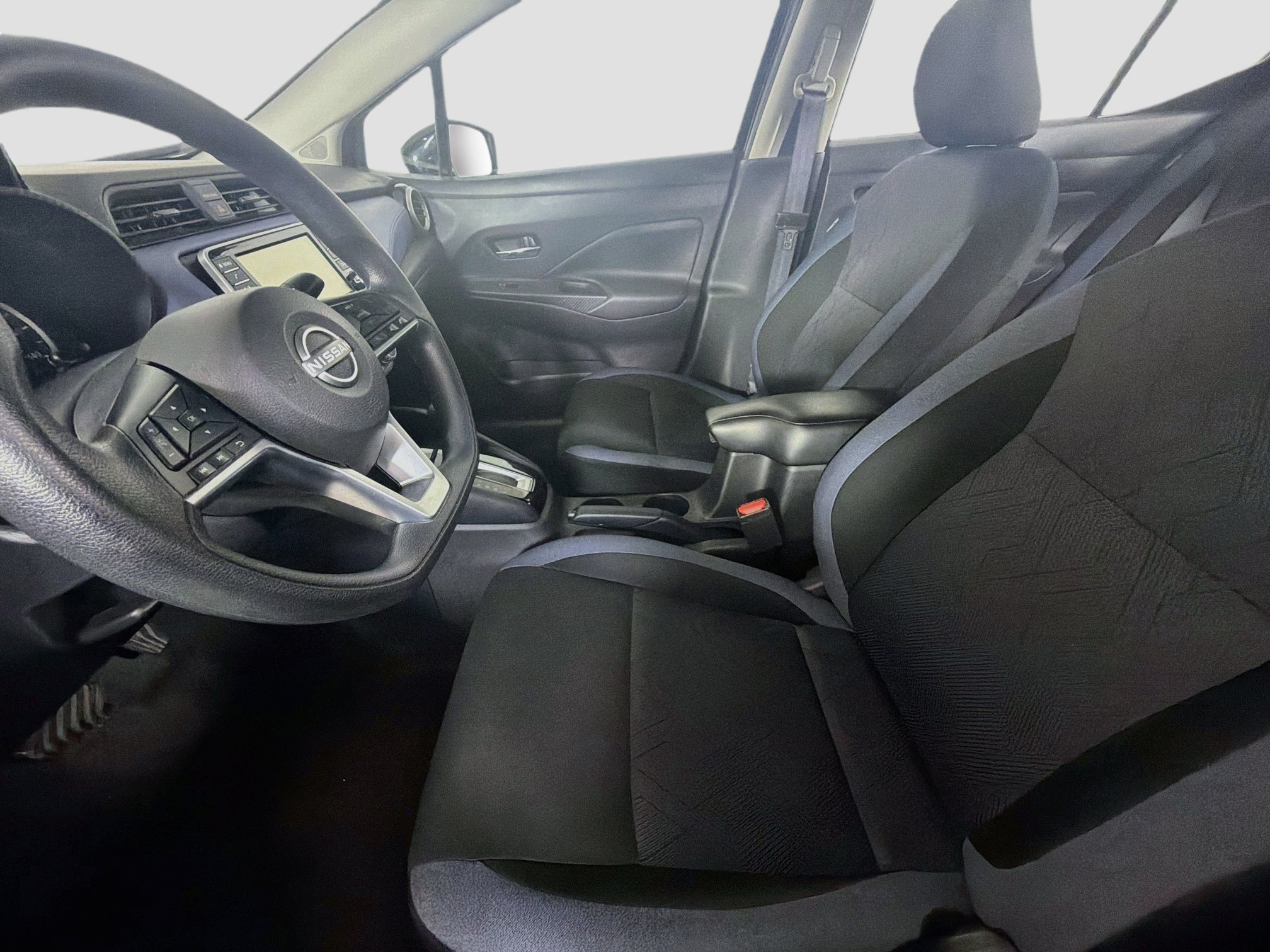 Used 2024 Nissan Versa SV FWD image 13