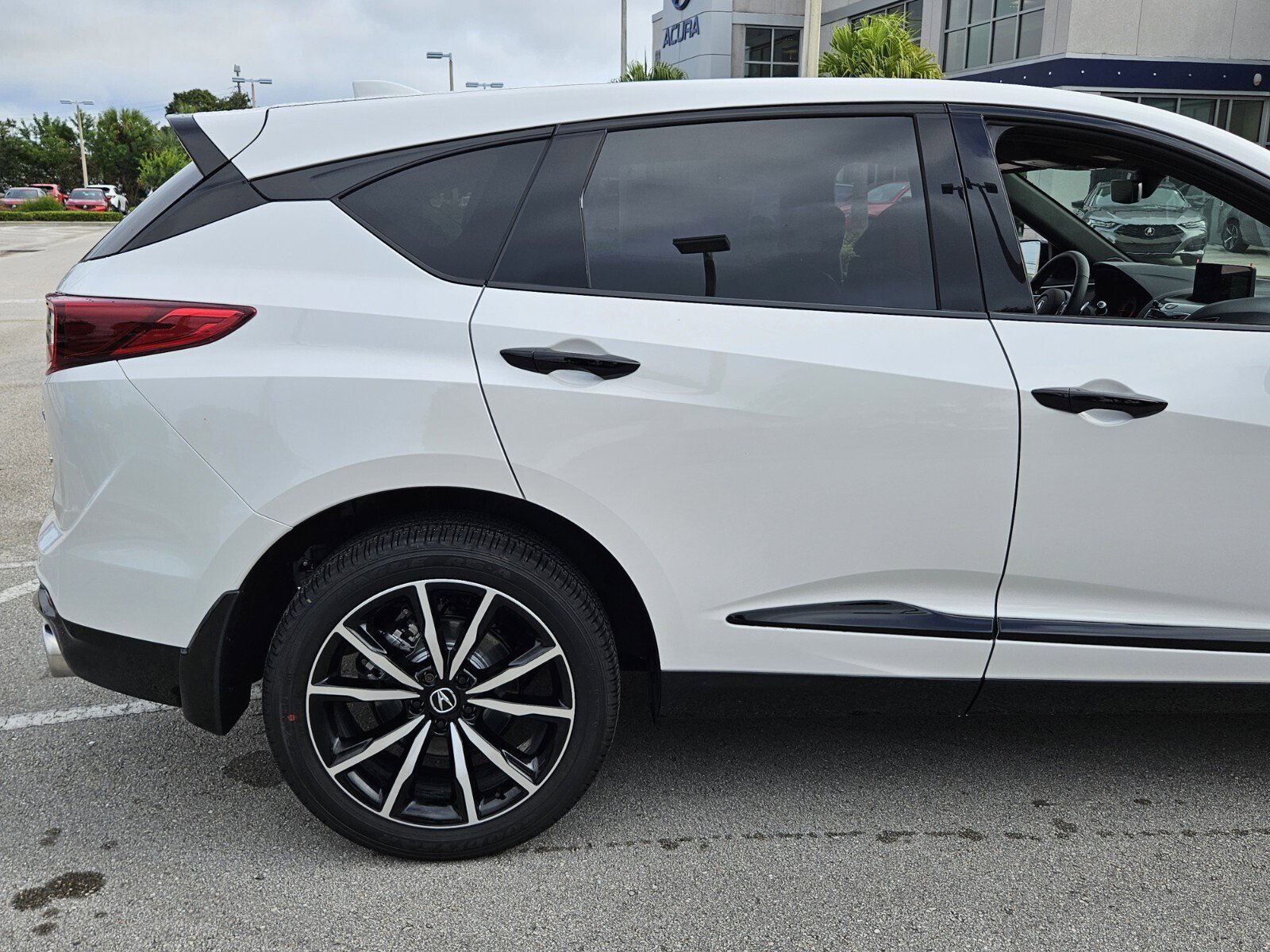 New 2025 Acura RDX A-Spec image 4
