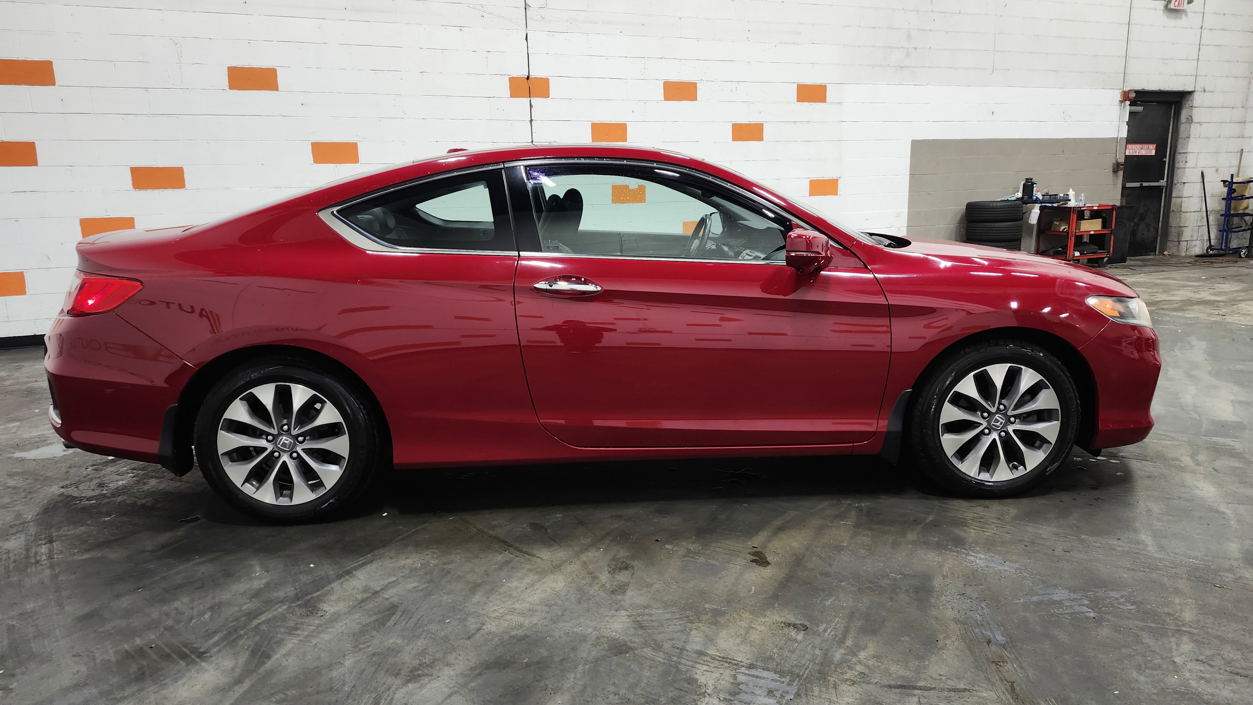 Used 2015 Honda Accord EX-L image 19