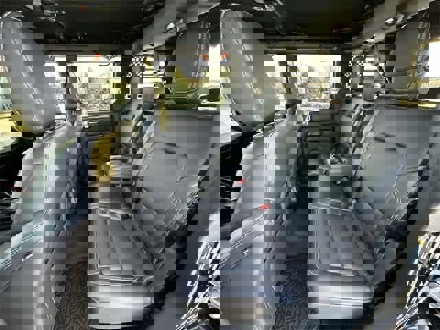 Used 2025 Ford Bronco Outer Banks image 19