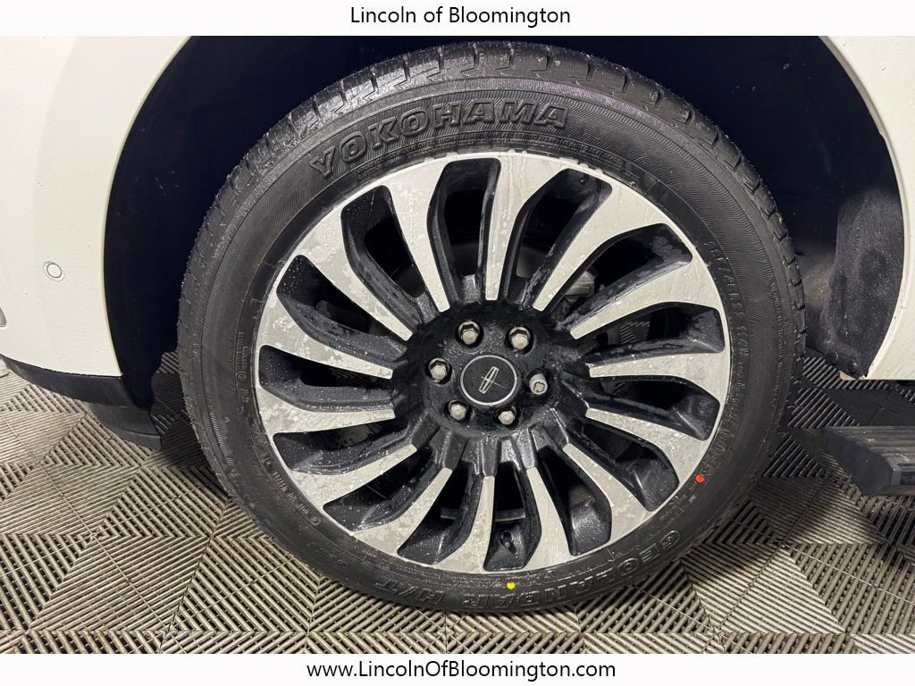 Certified 2022 Lincoln Navigator Black Label image 11