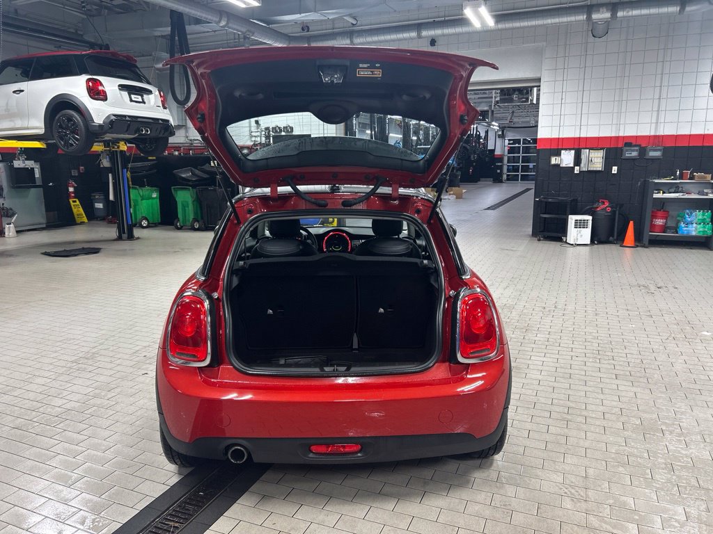 Used 2017 MINI Cooper 2-Door Hardtop FWD image 10