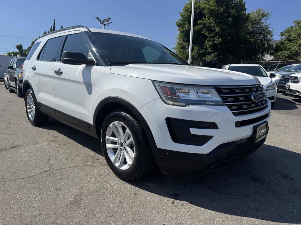 Used 2017 Ford Explorer FWD