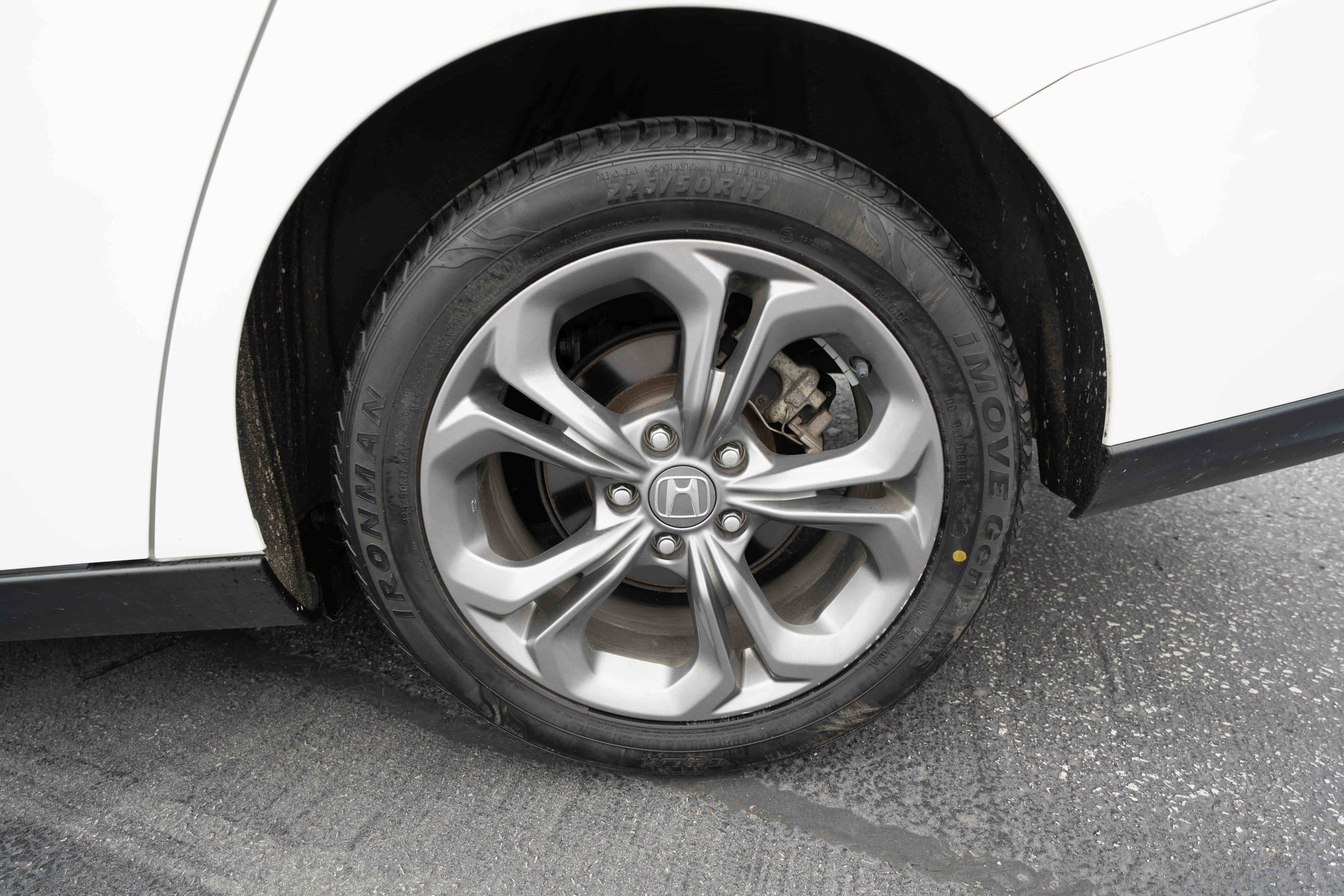 Used 2024 Honda Accord EX image 28