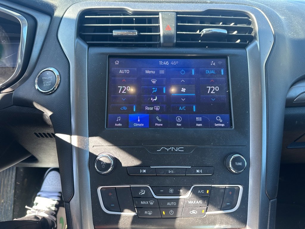 Used 2020 Ford Fusion SE image 10